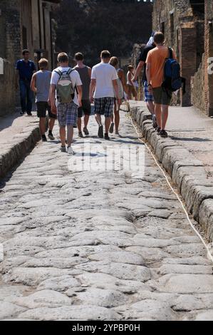 Ausgrabungen einer römischen Stadt, die durch den Ausbruch des Vesuvs im Jahre 79 n. Chr. begraben wurde. Herculaneum archäologische Stätte, Ercolano, Italien Stockfoto