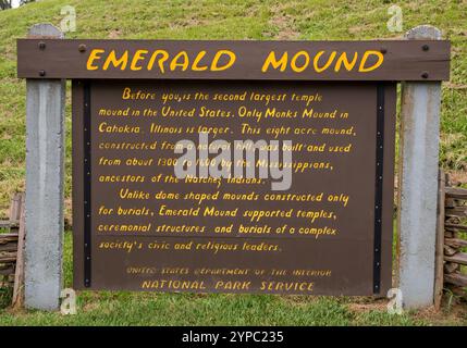 Emerald Mound, eine historische Stätte der Plaquemine-Kultur in der Nähe von Natchez, Mississippi, USA Stockfoto