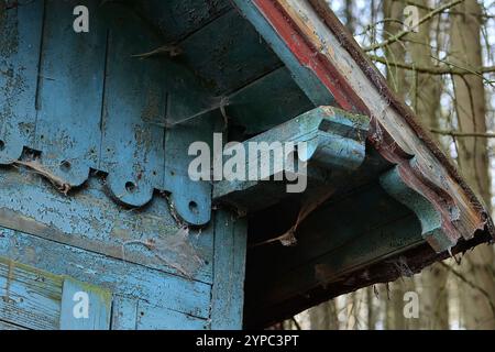 Karlsbad, Tschechische Republik. November 2024. Historische Toilette aus der Wende des 19. Und 20. Jahrhunderts in Kurwäldern unter dem Vitkowberg, Karlsbad, Tschechien, 29. November 2024. Quelle: Slavomir Kubes/CTK Photo/Alamy Live News Stockfoto