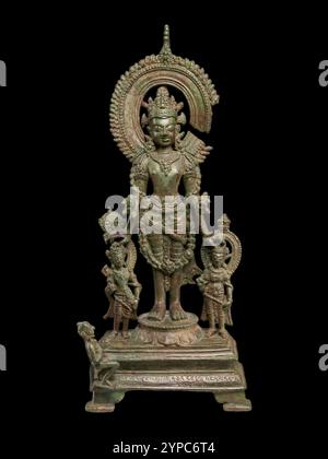 Vishnu-Skulptur aus dem frühen 9. Jahrhundert – Hindu-Gottheit, Indische Bronze Stockfoto