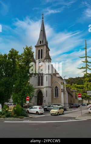 Eglise de Saint Jean Baptiste Kirche in Albertville im Südwesten Frankreichs, berühmt für die Austragung der Olympischen Winterspiele 1992. Stockfoto