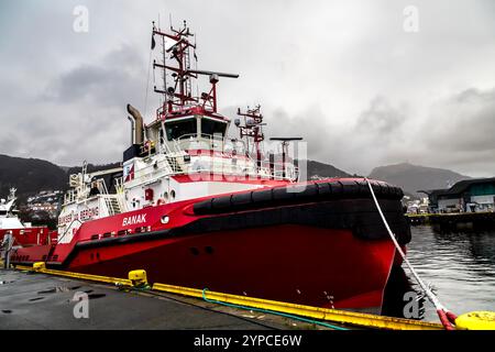 Schlepper Banak liegt am Tollbodkaien Kai im Hafen von Bergen, Norwegen Stockfoto