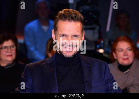 Florian Schroeder zu Gast in der NDR Talkshow am 29.11.2024 in Hamburg Stockfoto