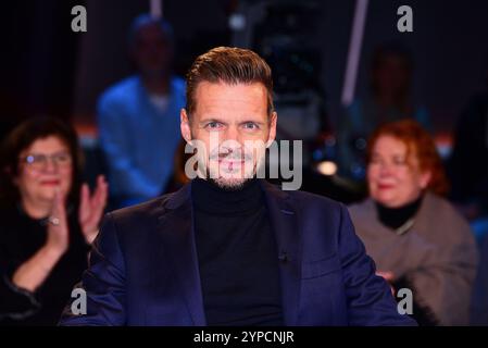 Florian Schroeder zu Gast in der NDR Talkshow am 29.11.2024 in Hamburg Stockfoto