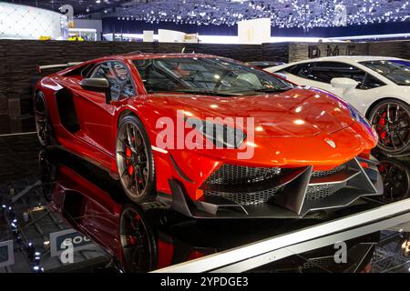 Lamborghini Aventador personalisierte Sportwagen auf dem Genfer Automobilsalon. Schweiz - 4. März 2015. Stockfoto