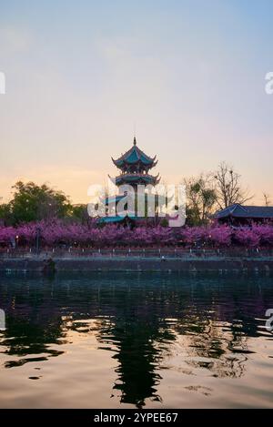 Chongli Pavillon, Wangjiang Tower Park, Chengdu, Sichuan, China Stockfoto