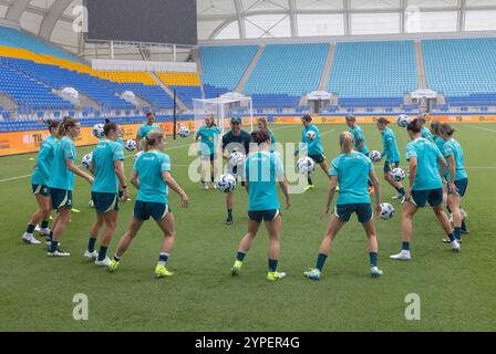 Robina, Australien. November 2024 30. Gold Coast, Australien, 30. November 2024: Spieler der Matildas während des CommBank Matildas Trainings für das Spiel gegen brasilianische Frauen im CBUS Super Stadium in Robina, Australien Matthew Starling (Promediapix/SPP) Credit: SPP Sport Press Photo. /Alamy Live News Stockfoto