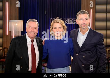 Von links: Roland KAISER, Sänger, Susan LINK, Moderatorin, Micky BEISENHERZ, Moderator, zu Gast in der Sendung ,,Koelner Treff, im WDR Fernsehen, 29.11.2024. Ã *** von links Roland KAISER, Sänger, Susan LINK, Moderator, Micky BEISENHERZ, Moderator, Gast im Programm, Koelner Treff, im WDR-Fernsehen, 29 11 2024 Ã Stockfoto