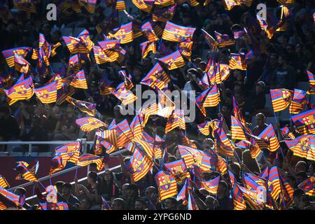 Barcelona, Espagne. November 2024 30. Fans von Barcelona während des Fußballspiels der spanischen Meisterschaft La Liga zwischen FC Barcelona und UD Las Palmas am 30. November 2024 im Estadi Lluís Companys in Barcelona, Spanien - Foto Matthieu Mirville (S Ros)/DPPI Credit: DPPI Media/Alamy Live News Stockfoto