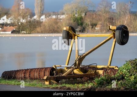 Marlow, Buckinghamshire, Großbritannien. 30. November 2024. Überflutete Felder in Marlow. Ein Hochwasseralarm für die Themse bei Marlow in Buckinghamshire ist vorhanden. Quelle: Maureen McLean/Alamy Live News Stockfoto