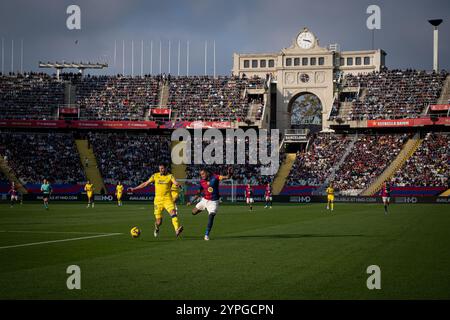 Barcelona, Spanien. November 2024 30. Allgemeiner Blick auf das Stadion während eines La Liga EA Sports Spiels zwischen dem FC Barcelona und UD Las Palmas im Estadi Olimpic Lluís Companys in Barcelona, Barcelona, Spanien, am 30 2024. November. Foto: Felipe Mondino/SIPA USA Credit: SIPA USA/Alamy Live News Stockfoto