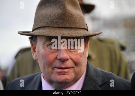 Newbury, Großbritannien. November 2024 30. Trainer Nicky Henderson auf der Newbury Racecourse, Newbury Foto von Paul Blake/Alamy Sports News Stockfoto