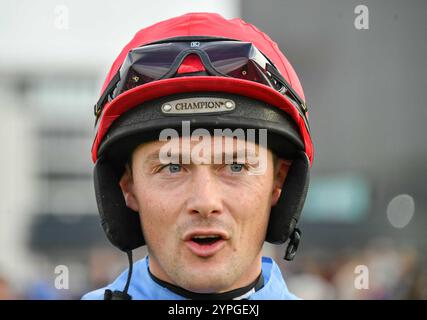 Newbury, Großbritannien. November 2024 30. Jockey Jack Quinlanat Newbury Racecourse, Newbury Foto von Paul Blake/Alamy Sports News Stockfoto