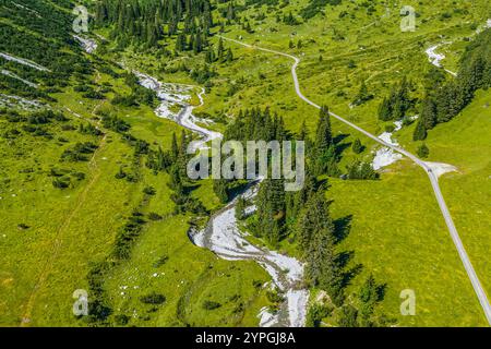 Sommer im Lechquellengebirge im Zugertal in Vorarlberg herrliche hochalpine Landschaft in Arlberg-Region nahe der Quell Dalaas Zugertal Vorarlberg Öst Stockfoto