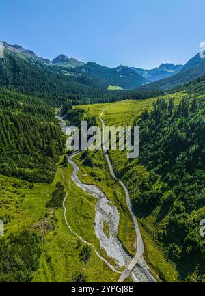 Sommer im Lechquellengebirge im Zugertal in Vorarlberg herrliche hochalpine Landschaft in Arlberg-Region nahe der Quell Dalaas Zugertal Vorarlberg Öst Stockfoto