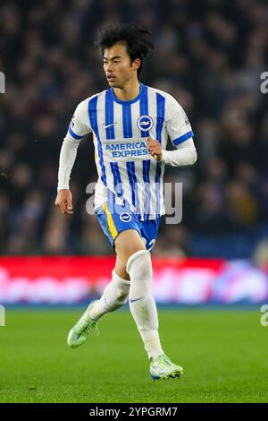 Brighton & Hove Albion Mittelfeldspieler Kaoru Mitoma (22) während des Spiels Brighton & Hove Albion FC gegen Southampton FC English Premier League im American Express Stadium, Brighton & Hove, England, Großbritannien am 29. November 2024 Credit: Every Second Media/Alamy Live News Stockfoto