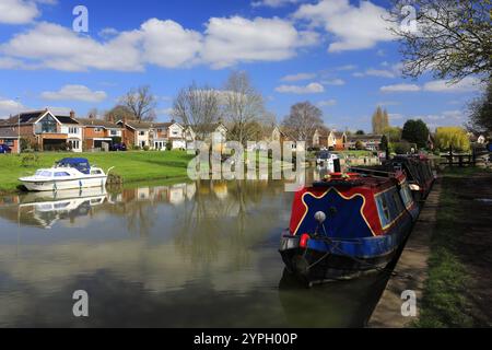 Die Schmalboote auf dem Fluss Soar, Barrow upon Soar Village, Leicestershire, England Stockfoto