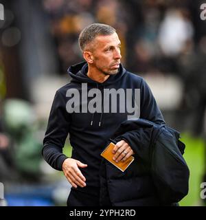 30. November 2024; Molineux Stadium, Wolverhampton, West Midlands, England; Premier League Football, Wolverhampton Wanderers gegen Bournemouth; Wolves Head Coach Gary O'Neil Stockfoto