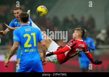 AC MilanÕs Francesco Camarda während des Fußballspiels der Serie A zwischen Mailand und Empoli im San Siro Stadion in Mailand, Norditalien - Samstag, 30. November 2024. Sport - Fußball . (Foto: Spada/LaPresse) Credit: LaPresse/Alamy Live News Stockfoto