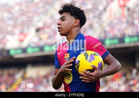 30. November 2024; Estadi Olimpic Lluis Companys, Barcelona, Spanien, Spanisch La Liga Fußball, Barcelona gegen Las Palmas; Lamine Yamal FC Barcelona Stockfoto