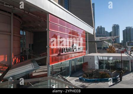 CN Tower Schild am Bremner Boulevard in der Innenstadt von Toronto, Ontario, Kanada Stockfoto