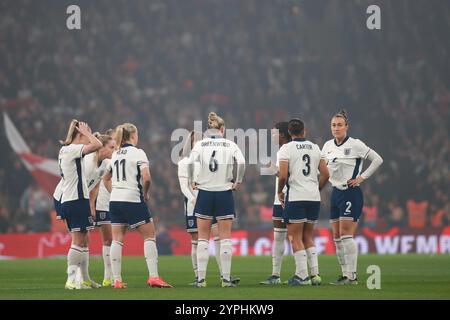 London, Großbritannien. November 2024 30. London, England, 30. November 2024: Englische Spieler während des internationalen Freundschaftsspiels zwischen England und den Vereinigten Staaten im Wembley Stadium in London (Alexander Canillas/SPP) Credit: SPP Sport Press Photo. /Alamy Live News Stockfoto
