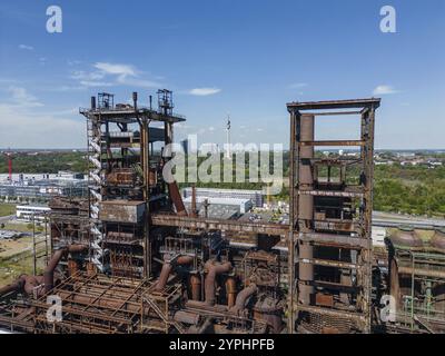 Der Standort der historischen Hochofenanlage (Denkmal unter Schutz)? Phoenix West? In der Stadt Dortmund wurde ein kommerzielles und Stockfoto