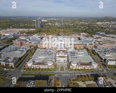 Das Westfield Centro in Oberhausen ist ein Einkaufszentrum mit 125, 000 mÂ² Verkaufsfläche und insgesamt über 830, 000 mÂ² Betriebsfläche. Mehr als 250 Stockfoto