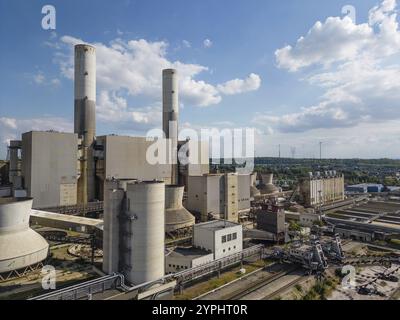 Das Kraftwerk Frimmersdorf ist ein stillgelegtes Braunkohlekraftwerk in der Stadt Grevenbroich. Es war eine der größten Kohlekraftwerke der pla Stockfoto