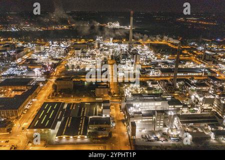 DER CHEMPARK in Krefeld, nordrhein-westfalen, ist einer von drei Industrieparks der chemischen Industrie von Currenta, früher Bayer Stockfoto