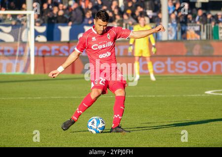 Brixia, Italien. November 2024 30. Raffaele Pucino von SSC Bari während des italienischen Fußballspiels der Serie B zwischen Brescia Calcio und SSC Bari im Mario Rigamonti Stadium am 30. November 2024 in Brixia, Italien. Quelle: Roberto Tommasini/Alamy Live News Stockfoto