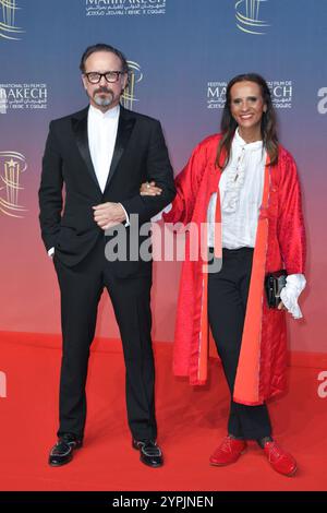 Marrakesch, Marokko. November 2024 30. Karine Perez-Silla und Vincent Perez nahmen am 30. November 2024 an der Tribute an Sean Penn Red Carpet während des 21. Internationalen Filmfestivals in Marrakesch Teil. Foto: Aurore Marechal/ABACAPRESS. COM Credit: Abaca Press/Alamy Live News Stockfoto