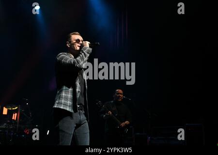 Paris, Frankreich. November 2024 30. UB40, Matt Doyle tritt am 30. November 2024 im l’Olympia in Paris auf. Foto: Christophe Meng/ABACAPRESS. COM Credit: Abaca Press/Alamy Live News Stockfoto