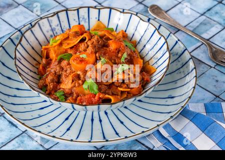 Vegetarische Lasagnesuppe mit fleischlosem quorn-Hackfleisch Stockfoto