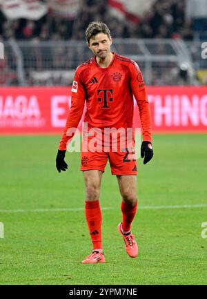 Signal Iduna Park Dortmund Deutschland, 30.11.2024, Fußball: l Bundesliga Saison 2024/25 Spieltag 12, Borussia Dortmund (BVB, gelb) vs FC Bayern München (FCB, rot) — Thomas Müller (Müller, FCB) Stockfoto