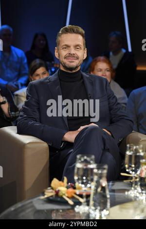 REKORDDATUM NICHT ANGEGEBEN NDR Talk Show Florian Schroeder bei der NDR Talk Show in Hamburg. *** NDR Talk Show Florian Schroeder bei der NDR Talk Show in Hamburg Copyright: XEventpressxBerndtx Stockfoto