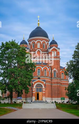 Wladimir-Kathedrale im Frauenkloster Spaso-Borodinsky. Tempel des Wladimirs Ikone der Mutter Gottes, Region Moskau, Russland Stockfoto