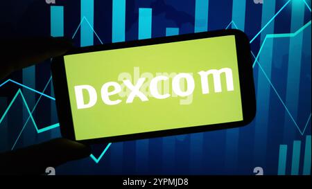 Konskie, Polen – 30. November 2024: Das Firmenlogo von Dexcom wird auf dem Mobiltelefon angezeigt Stockfoto