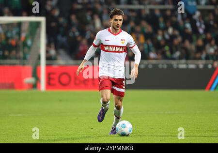 30.11.2024, wohninvest Weserstadion, Bremen, DE, 1.FBL SV Werder Bremen vs.. VfB Stuttgart im Bild/Bild zeigt Foto © nordphoto GmbH/Tauchnitz DIE DFB-VORSCHRIFTEN VERBIETEN DIE VERWENDUNG VON FOTOGRAFIEN ALS BILDSEQUENZEN UND/ODER QUASI-VIDEO. Stockfoto