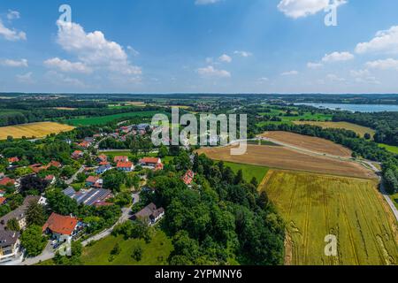 Das oberbayerische Alpenvorland bei Greifenberg am Ammersee im Sommer Stockfoto