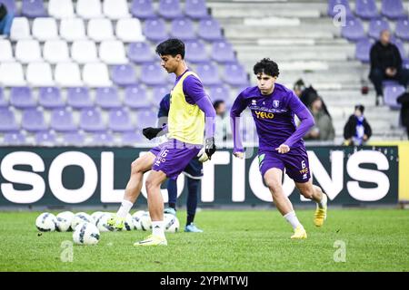 Antwerpen, Belgien. Dezember 2024. Beerschot's Faisal Al-Ghamdi vor einem Fußballspiel zwischen Beerschot VA und Cercle Brugge am Sonntag, dem 1. Dezember 2024 in Antwerpen, am 16. Tag der Saison 2024-2025 der ersten Liga der „Jupiler Pro League“ der belgischen Meisterschaft. BELGA FOTO TOM GOYVAERTS Credit: Belga Nachrichtenagentur/Alamy Live News Stockfoto