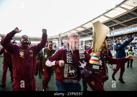 Turin, Italien. Dezember 2024. Torino für Behinderte während des Fußballspiels der Serie A zwischen Turin und Neapel im Stadio Olimpico Grande Torino in Turin, Nordwesten Italiens - Sonntag, 1. Dezember 2024. Sport - Fußball . (Foto: Alberto Gandolfo/LaPresse) Credit: LaPresse/Alamy Live News Stockfoto