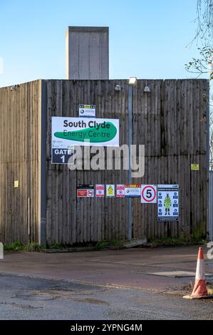 Schild am Eingang zur Baustelle des South Clyde Energy Centre an Energy from Waste Facility (EFW), Bogmoor Road, Glasgow, Schottland, Vereinigtes Königreich, Europa Stockfoto