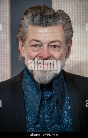 Andy Serkis kommt zur europäischen Premiere von Better man im Odeon Luxe Leicester Square Cinema. Der visionäre neue Film über Robbie Williams. Stockfoto
