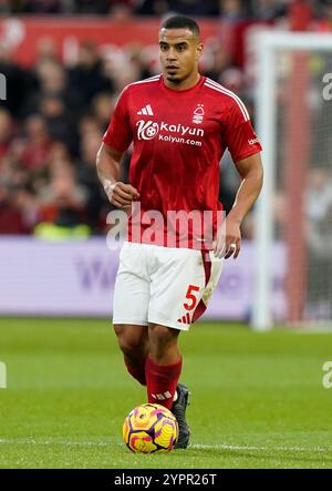 Nottingham, Großbritannien. November 2024 30. Murillo aus Nottingham Forest während des Premier League-Spiels auf dem City Ground, Nottingham. Der Bildnachweis sollte lauten: Andrew Yates/Sportimage Credit: Sportimage Ltd/Alamy Live News Stockfoto