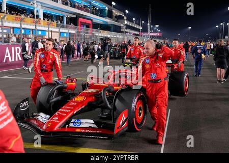 Doha, Katar. Dezember 2024. Dezember 2024, Losail International Circuit, Doha, Formel 1 Qatar Airways Qatar Grand Prix 2024, im Bild Charles Leclerc (MCO), Scuderia Ferrari HP/dpa/Alamy Live News Stockfoto