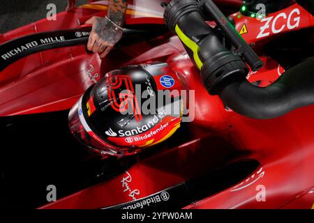 Dezember 2024, Losail International Circuit, Doha, Formel 1 Qatar Airways Qatar Grand Prix 2024, im Bild Carlos Sainz Jr. (ESP), Scuderia Ferrari HP Stockfoto