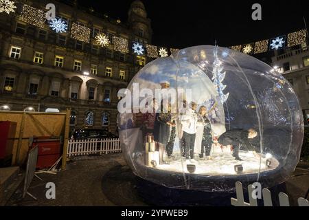 Mercado de Navidad de George Square, Glasgow, Lowands, Reino Unido Stockfoto