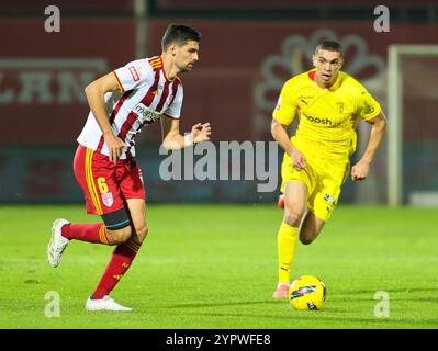 Vila Das Aves, Porto, Portugal. November 2024. Baptiste Roux von AVS wurde am 1. Dezember 2024 in Vila das Aves in Portugal beim Spiel der Liga Portugal Betclic 2024/25 zwischen Aves und SC Braga im Estadio do Clube Desportivo das Aves gesehen. Endpunktzahl Aves 0 - 1 SC Braga (Credit Image: © Miguel Lemos/ZUMA Press Wire) NUR REDAKTIONELLE VERWENDUNG! Nicht für kommerzielle ZWECKE! Stockfoto