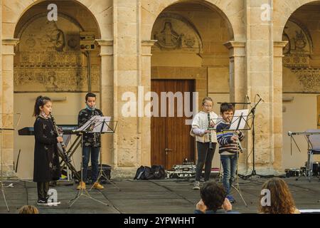 Weihnachtsvorsprechen der Musikschule Llucmajor, Kloster San Buenaventura, Llucmajor, Mallorca, Balearen, Spanien, Europa Stockfoto